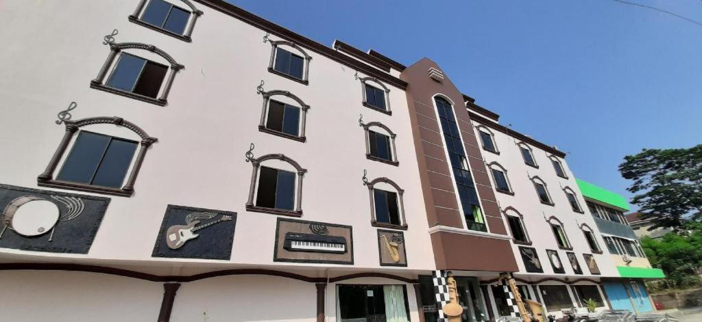 The Music Hotel Kangboi Екстериор снимка