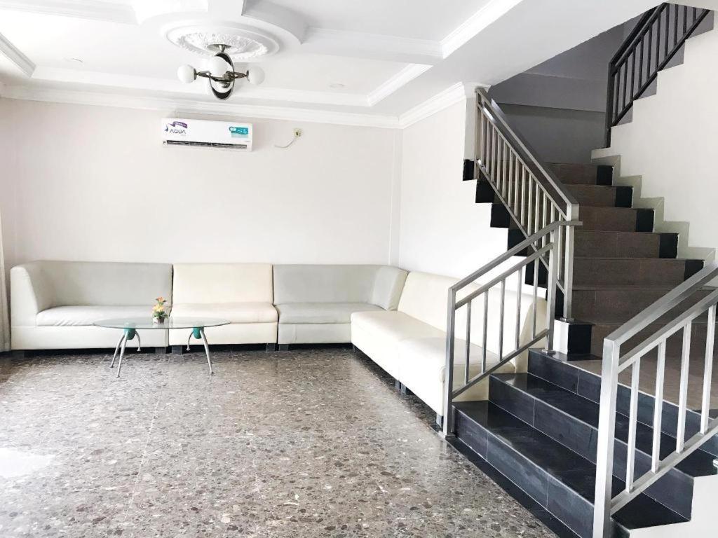 The Music Hotel Kangboi Екстериор снимка