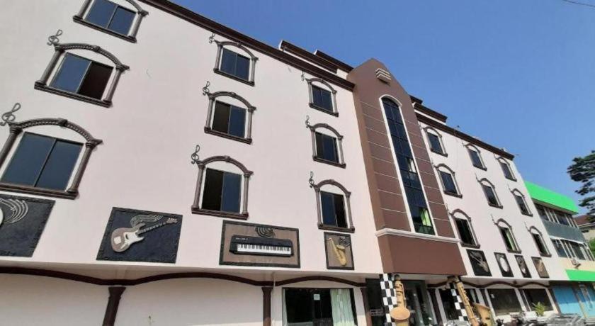 The Music Hotel Kangboi Екстериор снимка